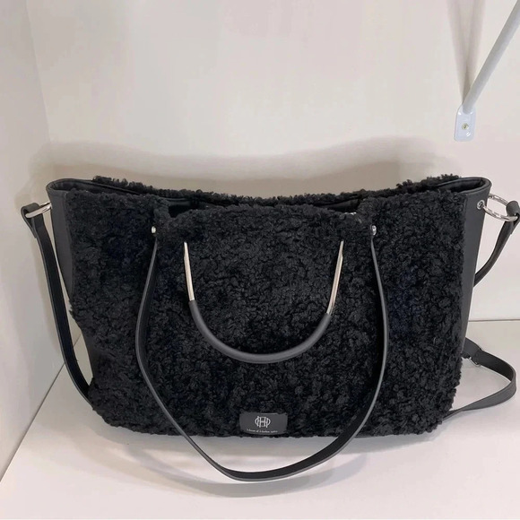 House Of Harlow 1960 Black Sherpa Crossbody Weekender Tote Bag Large oversized - Picture 3 of 9